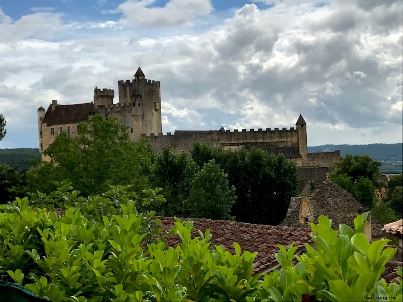 Château de Beynac und Sehenswürdigkeiten in der Dordogne 