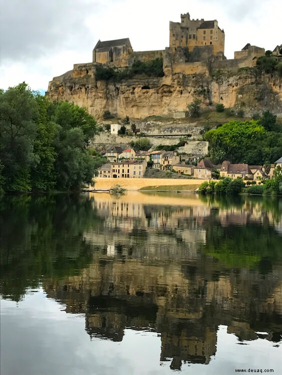 Château de Beynac und Sehenswürdigkeiten in der Dordogne 
