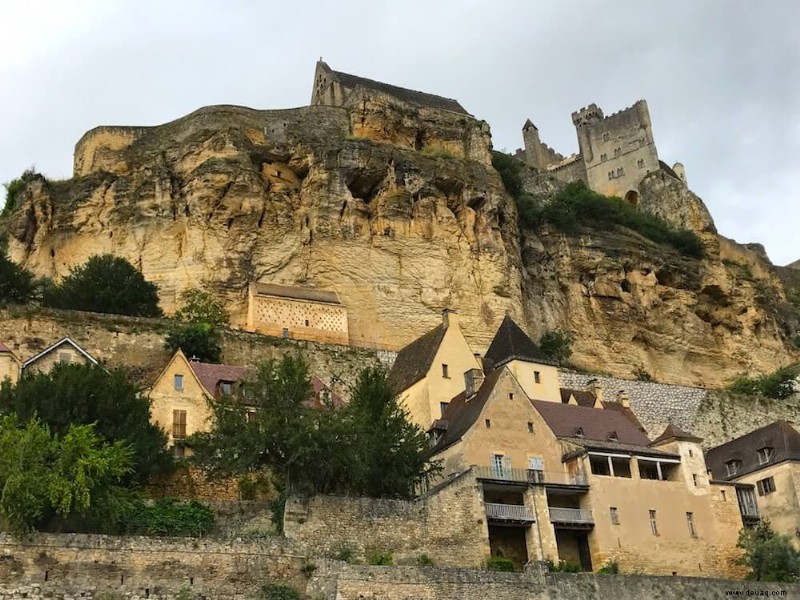 Château de Beynac und Sehenswürdigkeiten in der Dordogne 