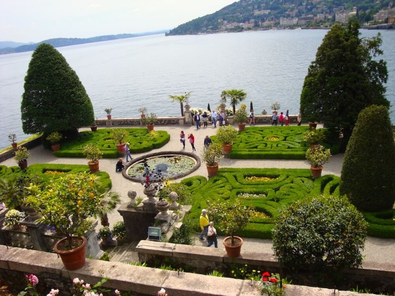 Lago Maggiore:Siehe Stresa und die Borromäischen Inseln 