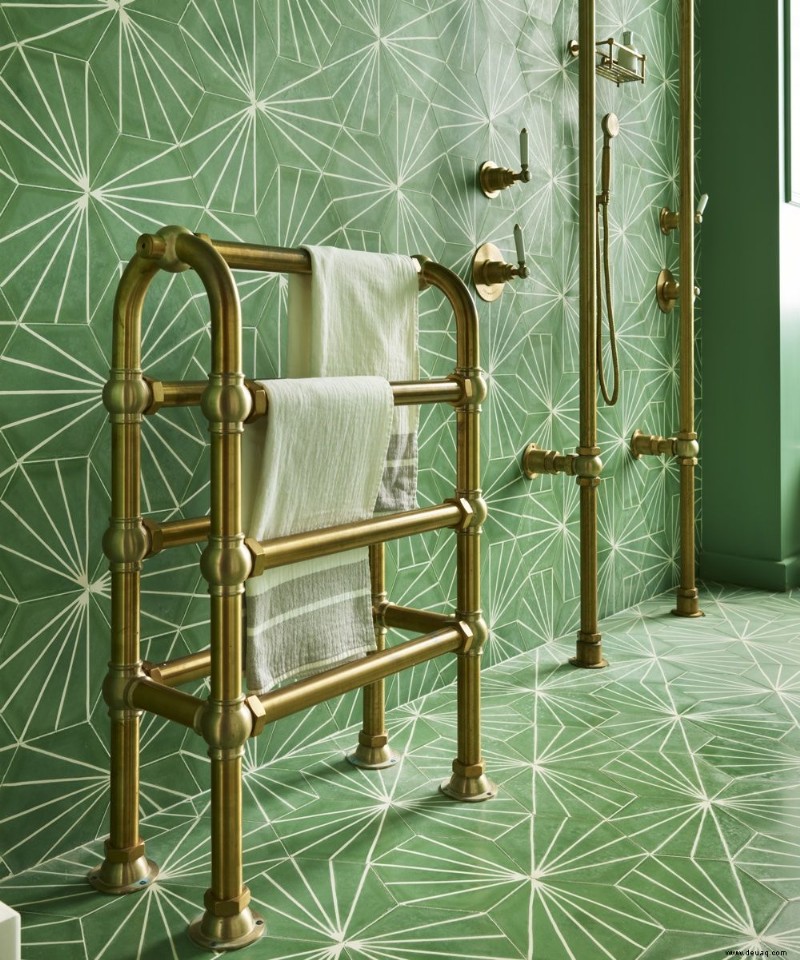 Design-Badezimmer:Dieses Jugendstil-Apartment begeistert mit einem auffälligen grünen Drummonds-Badezimmer 