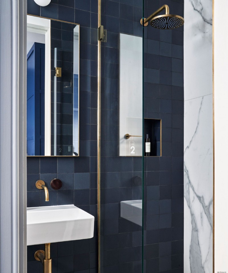 Duschdesign für ein kleines Badezimmer – 6 platzsparende Tricks 