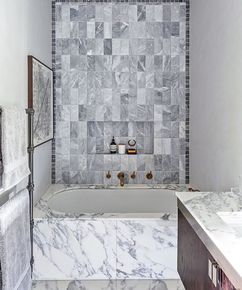 Pariser Badezimmerdekor – 10 Möglichkeiten, um eine elegante Ästhetik zu erreichen 