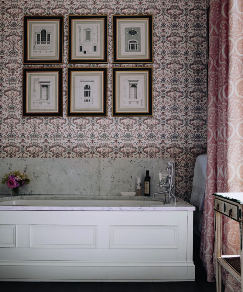 5 Wege, wie Innenarchitekten üppige Textilien zur Dekoration von Badezimmern verwenden – und warum Sie das auch tun sollten 
