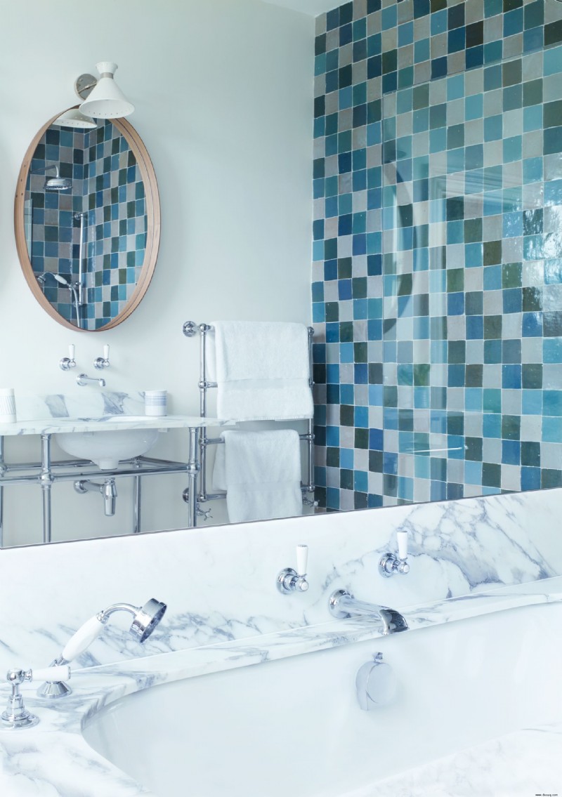 Blaue und weiße Badezimmerideen – 14 Möglichkeiten, diese klassische Paarung zu verwenden 