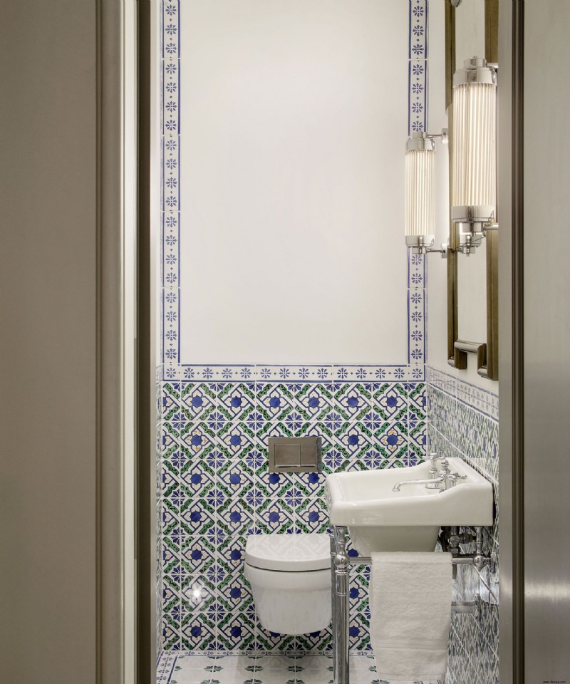 Kleine Badezimmerideen – 10 Regeln zum Dekorieren und Gestalten eines Bijou-Raums 
