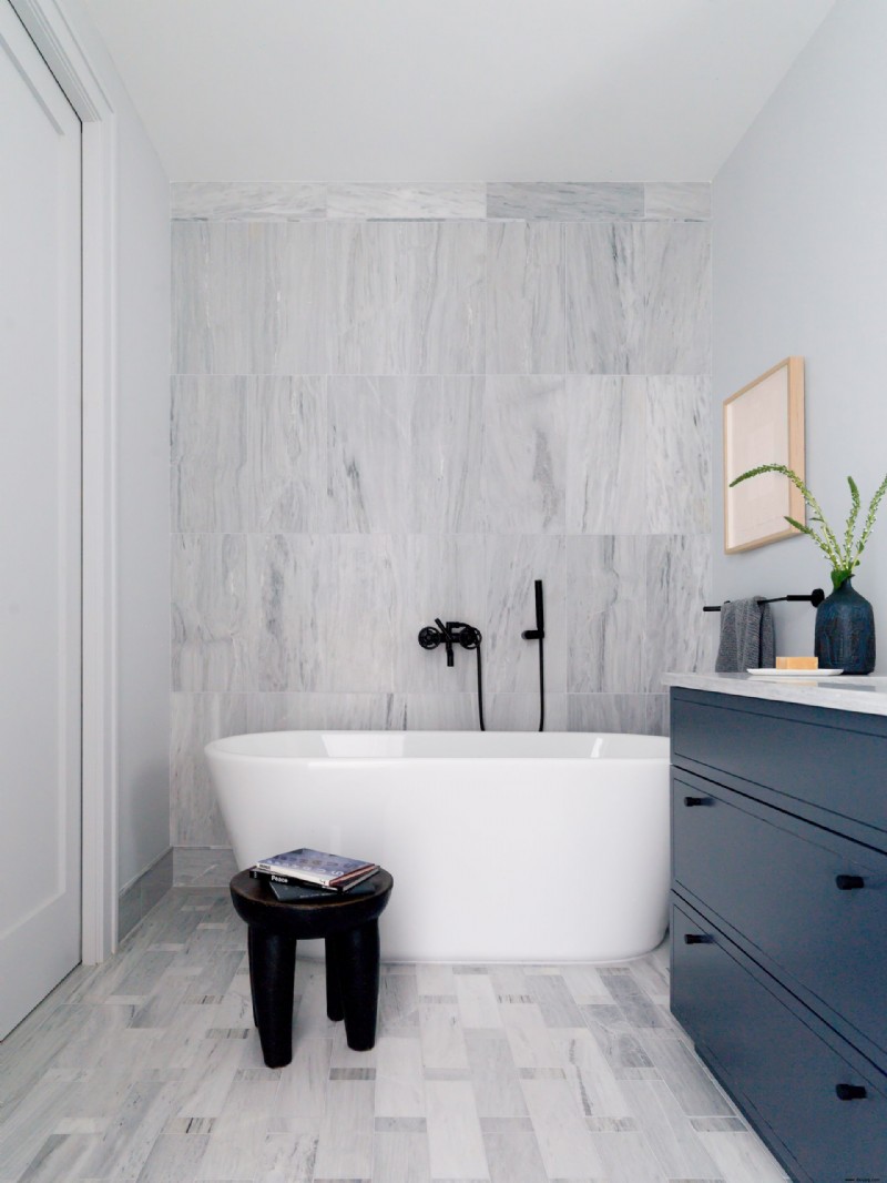 Ideen für graue Badezimmermöbel – 11 praktische und stilvolle Designs 