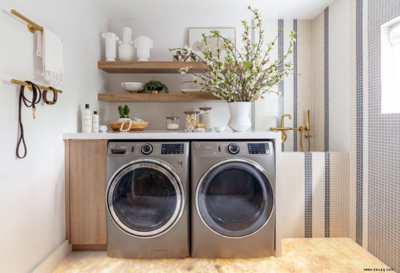 Ideen für Waschküchenregale – 12 Möglichkeiten, einen ordentlichen Raum zu schaffen 
