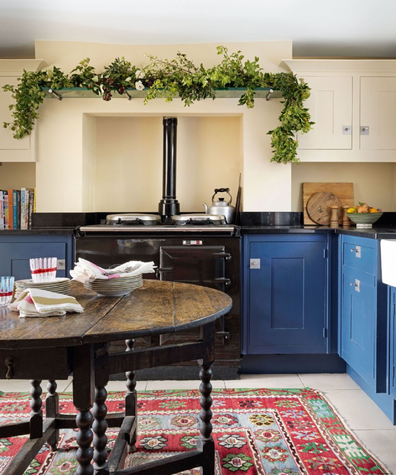 So dekorieren Sie Küchentheken – 10 Wege zu einem funktionalen und schicken Raum 