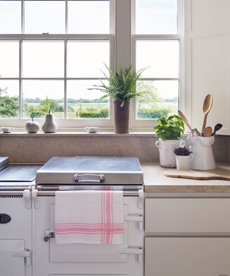 So dekorieren Sie Küchentheken – 10 Wege zu einem funktionalen und schicken Raum 