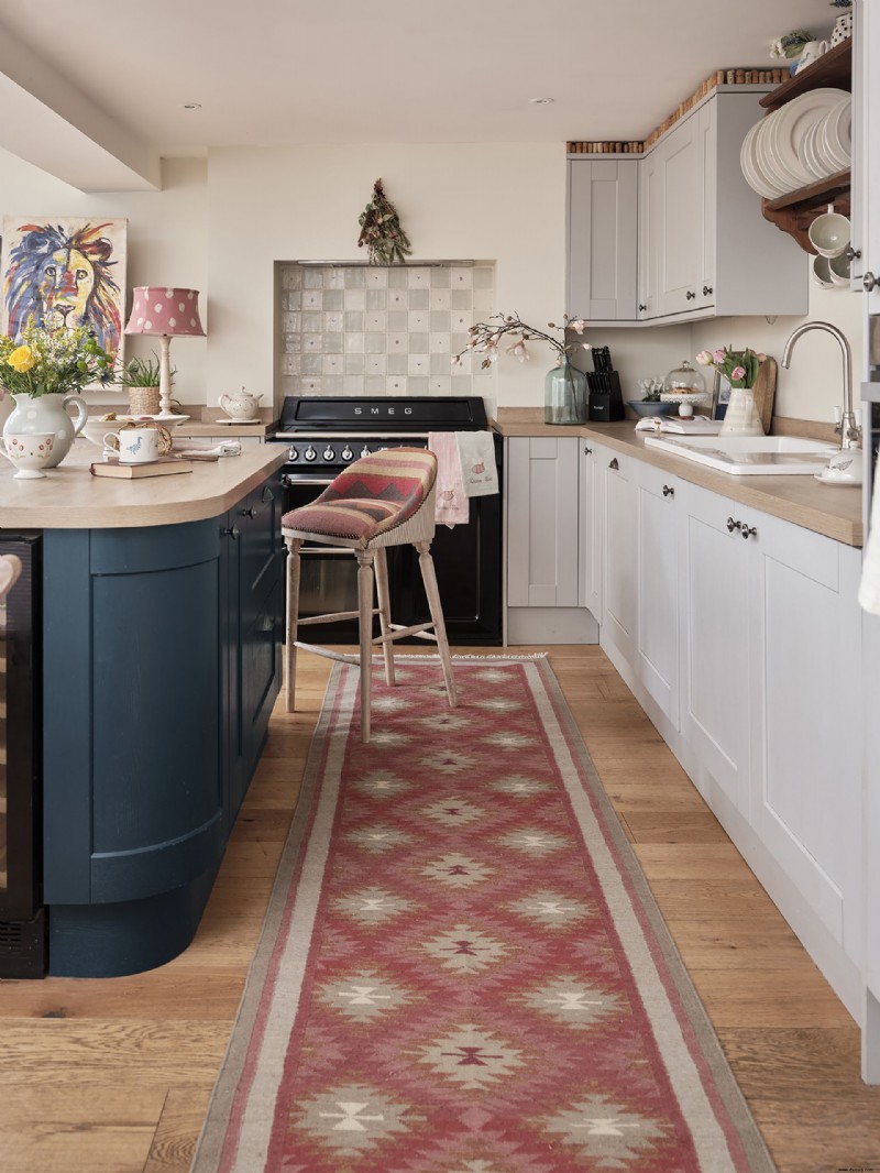 So reinigen Sie Küchenstühle aus Stoff – Expertenlösungen für ein makelloses Finish im Handumdrehen 