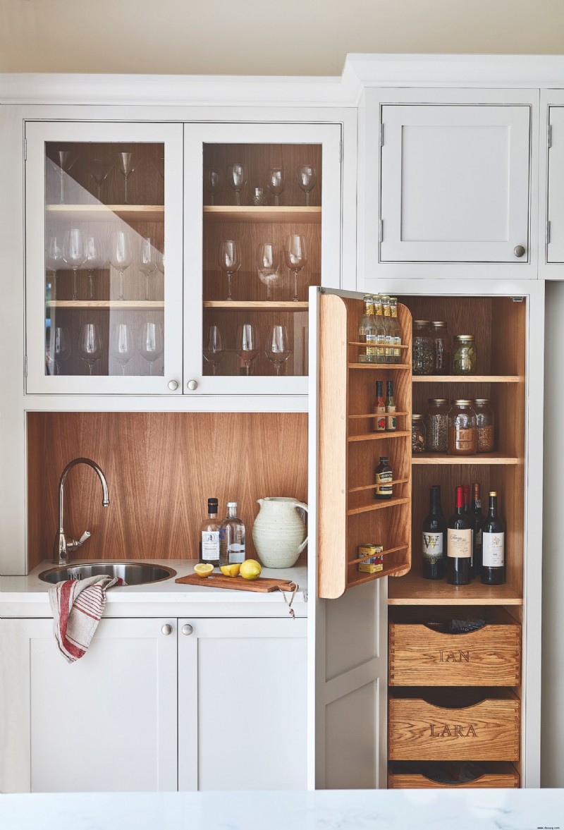 Küchenschränke organisieren – 16 Tricks, um das Wesentliche effizient zu organisieren 