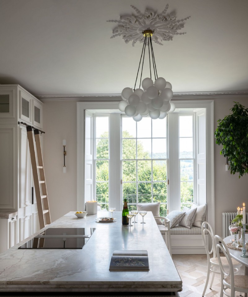 Ideen für Küchenerker – 10 vielseitige Designs für Ihren Fensterbereich 