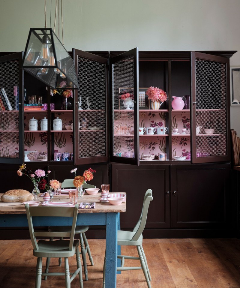 Diese Farbkombination von Farrow &Ball ist eine raffinierte Hommage an Barbiecore 