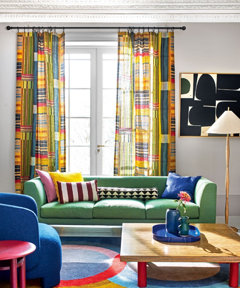 Ideen für Wohnzimmervorhänge – 11 Möglichkeiten, Farbe, Muster und Gemütlichkeit einzuführen 