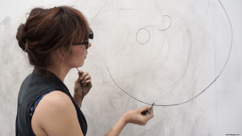 Aktzeichnen und maschinelles Lernen:Ein Interview mit der Künstlerin Anna Ridler