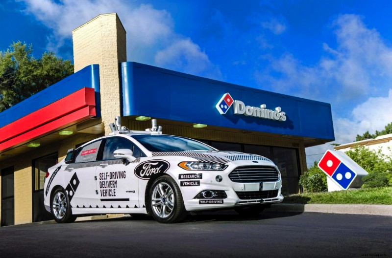 Ford tut sich mit Domino s zusammen, um Pizza mit fahrerlosen Autos auszuliefern