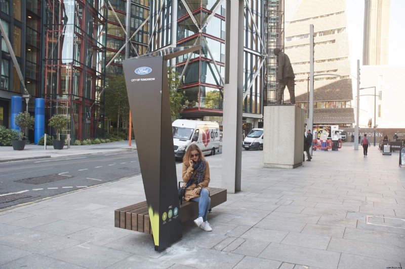 Die neuen Smart Benches von Ford sind eine Oase der Technik – und sie kommen nach London