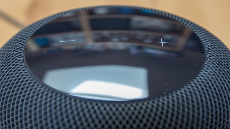 Apple HomePod wegen Verfärbung von Holzoberflächen verprügelt, inmitten von Berichten, dass die Firma £95 aus dem Verkauf jedes Lautsprechers erhält