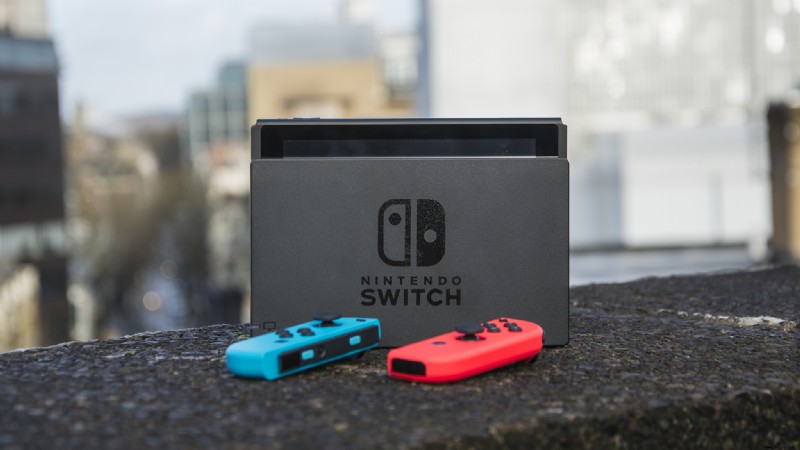 Der Switch wird durch Docks von Drittanbietern gemauert