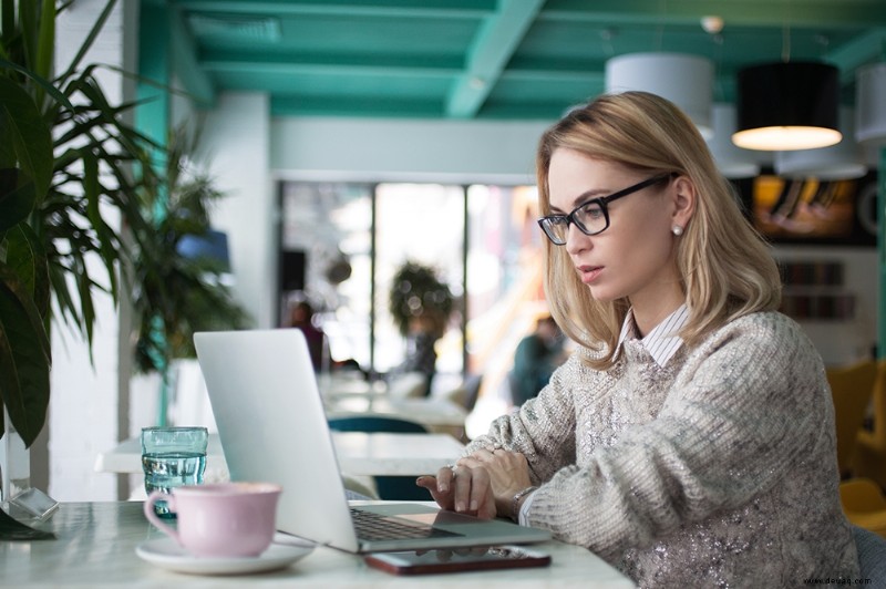 So verschieben Sie E-Mails automatisch in einen Ordner in Outlook